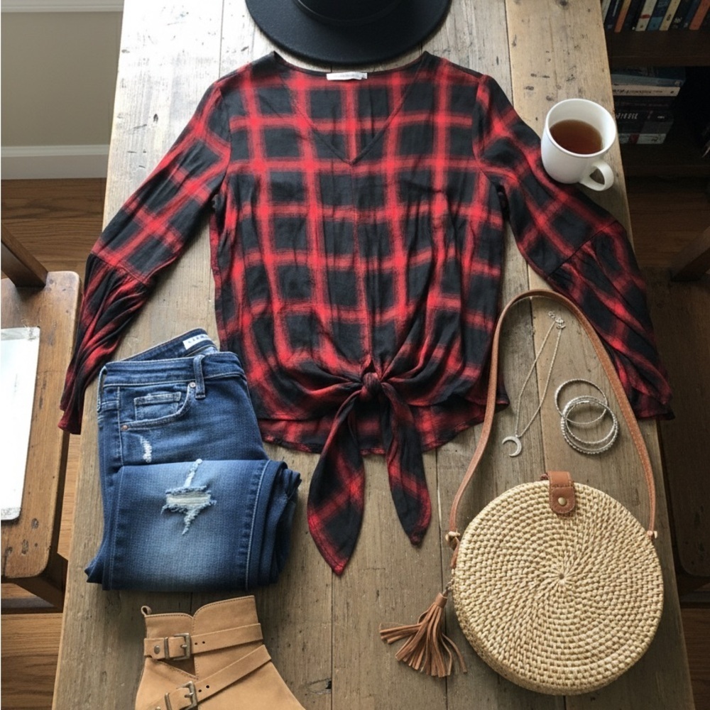 Eesome Red and Black Plaid Tie-Front Blouse women’s size large